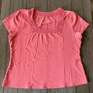 4/$20 Dressbarn Petite Shirt